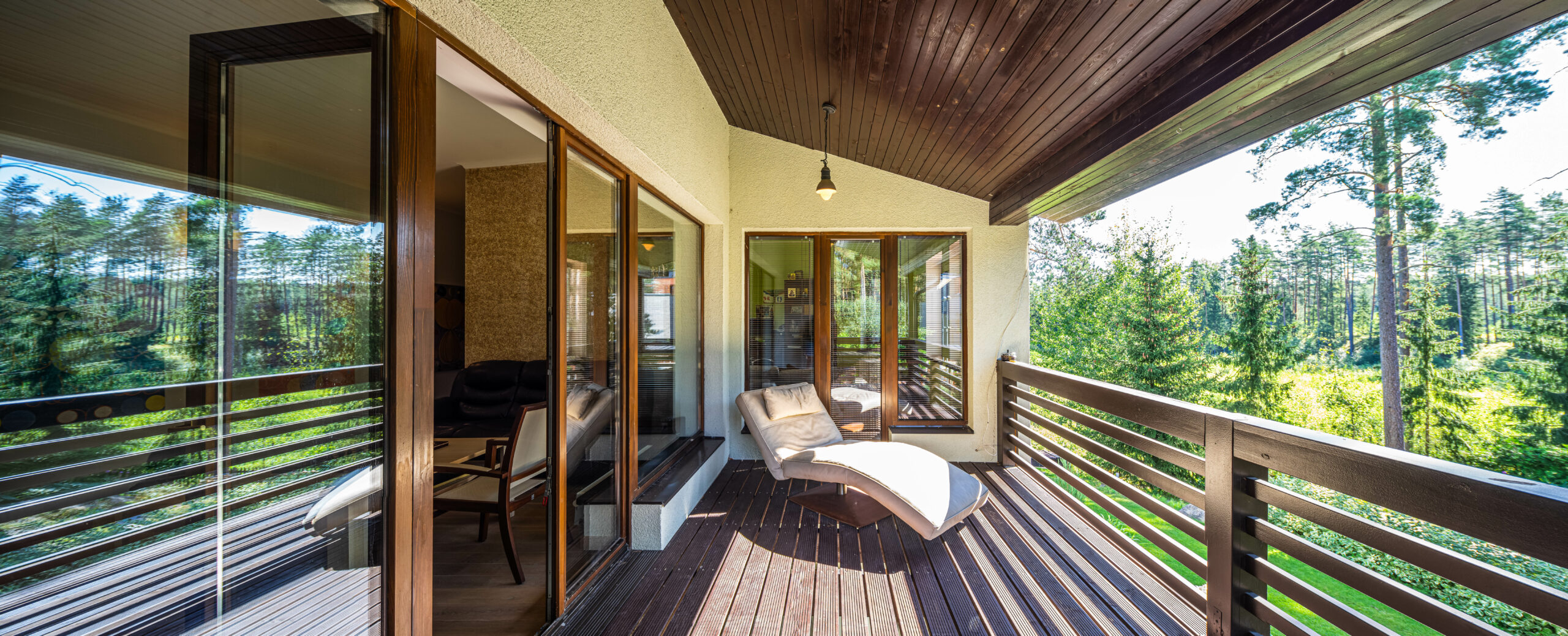 Modern wooden windows